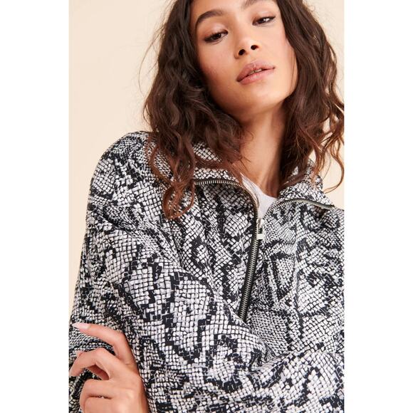 Urban Outfitters Black & White Nathan Animal Print Full Zip Jacket Size Large - Picture 2 of 12